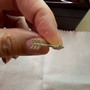 Uncommon James Arrow Earring